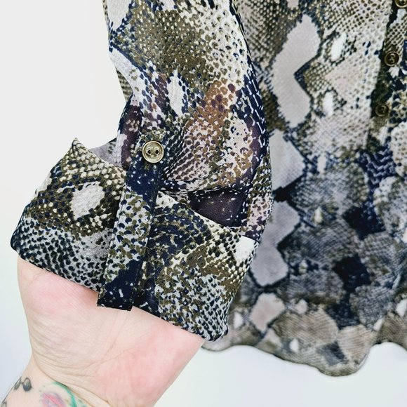 ANA A New Approach Popover Blouse L Blue Green Snake Print Semi Sheer Tab Sleeve - Picture 6 of 13